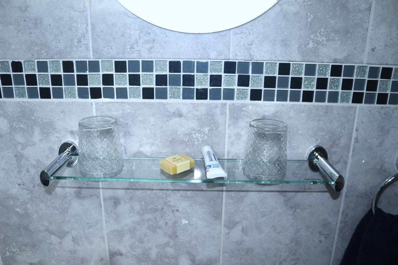Highworth House Bed & Breakfast Swindon Luaran gambar