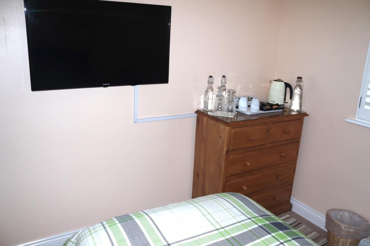 Highworth House Bed & Breakfast Swindon Luaran gambar